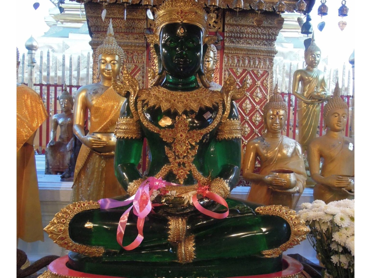 Sunday Snapshots, Phone Photography, Emerald Buddha, Wat Phra That, Doi Suthep, Chiang Mai